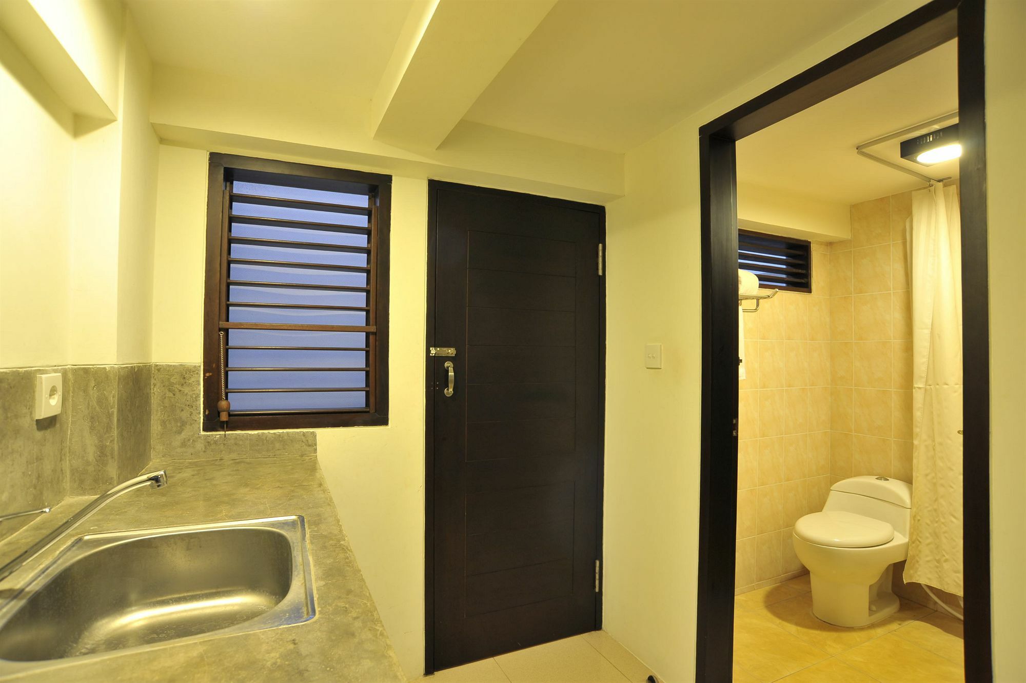 Ganga Hotel & Apartment Denpasar  Ngoại thất bức ảnh