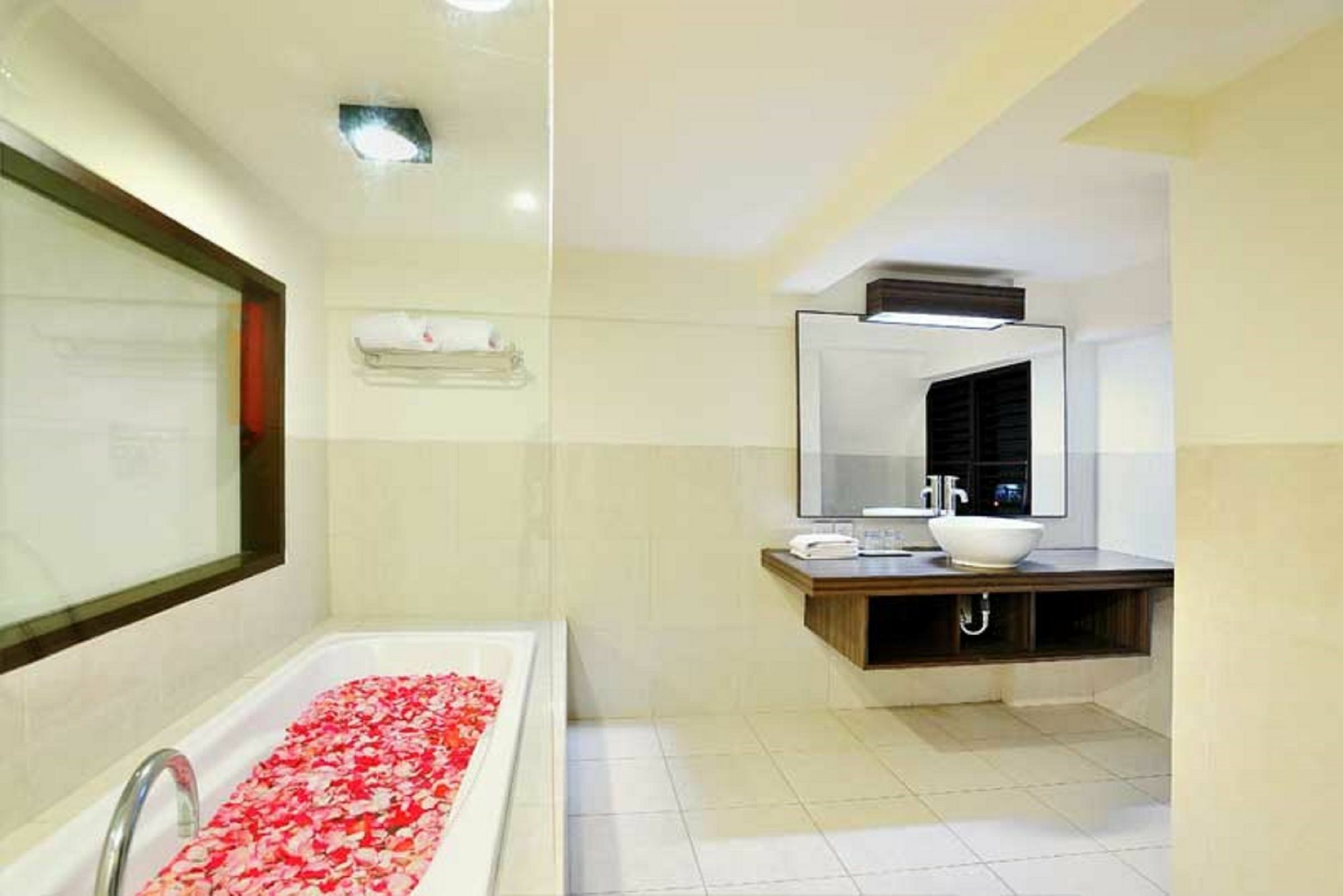 Ganga Hotel & Apartment Denpasar  Ngoại thất bức ảnh